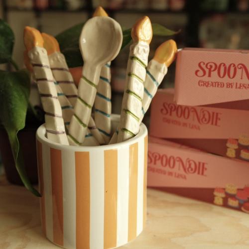 Lili spoondle
