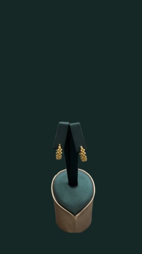 طقم إيطالي فخم عيار 18 ذهب صافي الوزن 32.88