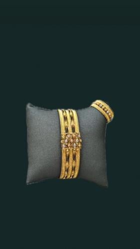 سوارة إيطالية مع الخاتم عيار 18 وزن 20.06