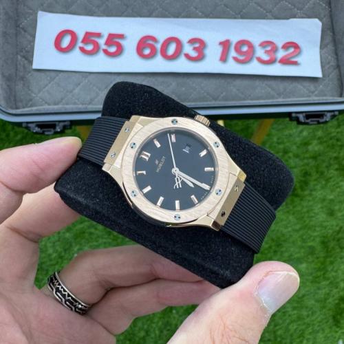 ساعة هوبلت كلاسيك فيوجن