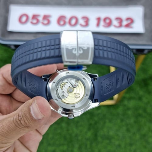 ساعة باتيك فيلب أكوانوت