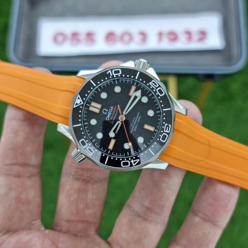 ساعة اوميغا سيماستر برتقالي