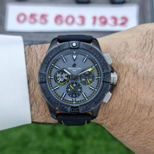 ساعة بريتلينغ افنجر كرونوغراف