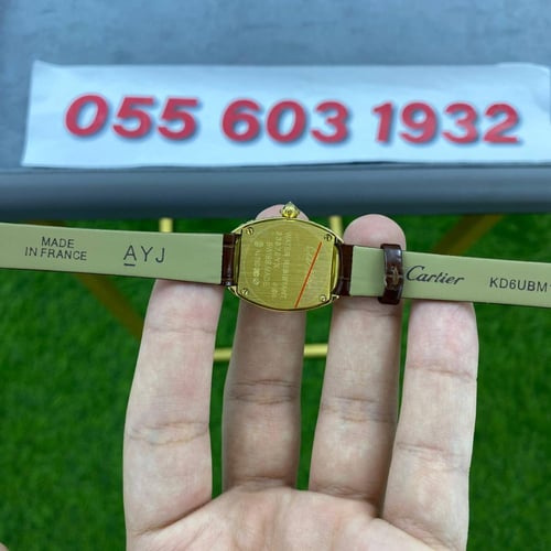 ساعة كارتير بينوار جلد