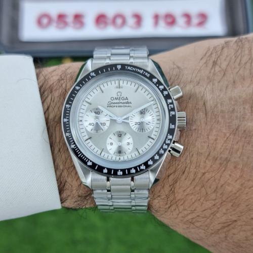 ساعة اوميغا سبيد ماستر مون واتش أبيض ماستر