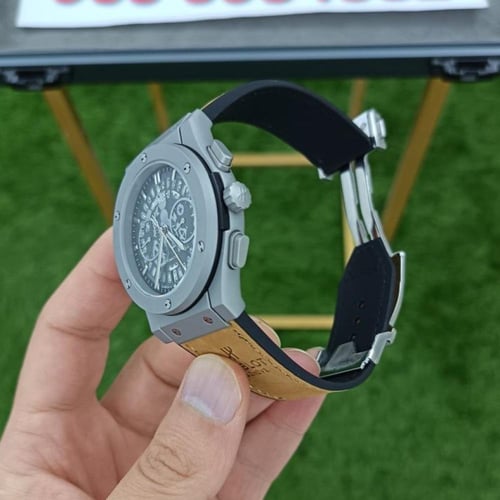 ساعة هوبلت كلاسيك فيوجن