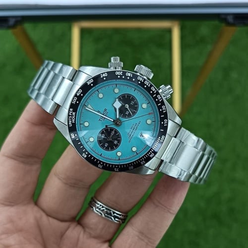 ساعة تيودور بلاك باي كرونو تيفاني