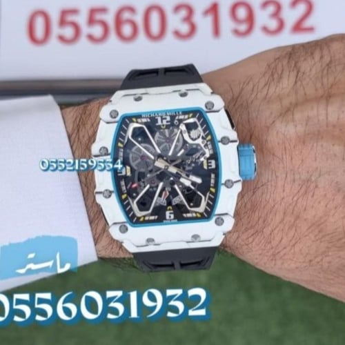 ساعة ريتشارد ميل RM35-03 ربر اسود كربون أبيض
