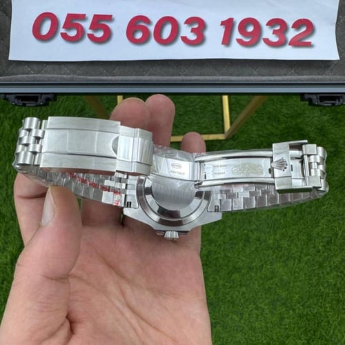 ساعة رولكس جي ام تي باتمان