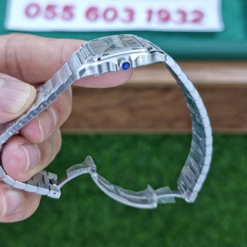 ساعة كارتير سانتوس فضي اطار زراكون نسائية ماستر
