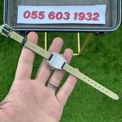 ساعة كارتير بينوار