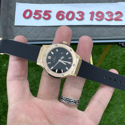 ساعة هوبلت كلاسيك فيوجن