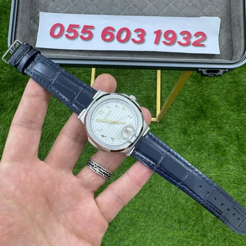 ساعة أقنر تافيانو