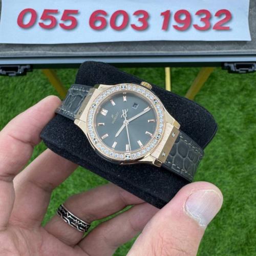 ساعة هوبلت كلاسيك فيوجن