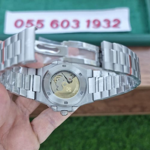 ساعة باتك فيلب نوتيلوس اطار زراكون