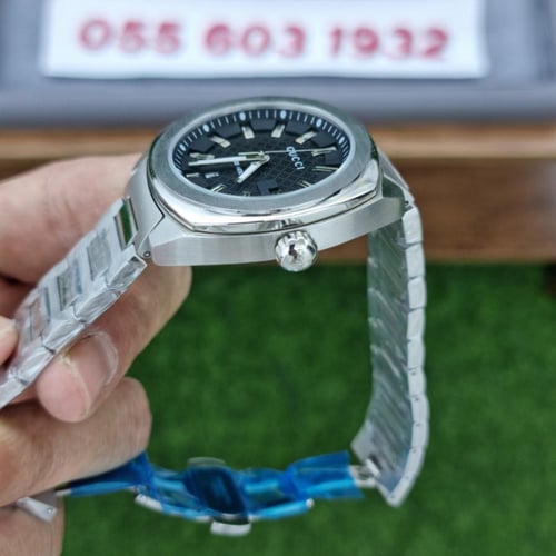 ساعة غوتشي كلاسيك