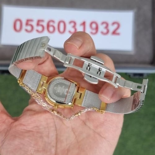 ساعة اقنر كريمونا