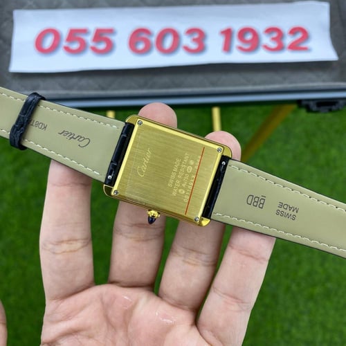 ساعة كارتير تانك موست اطار ذهبي