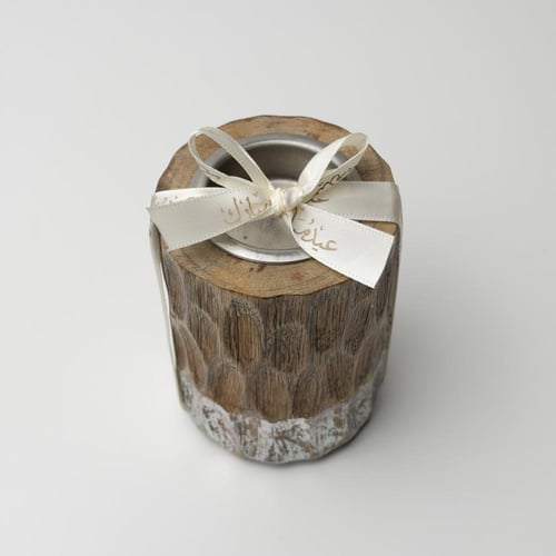 مبخرة خشب بلمسات فضية