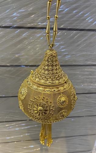 شنطة رمضان لون ذهبي
