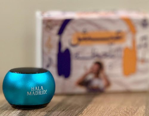 سماعة بلوتوث محمولة Hala Madrid – إصدار بلانكوس