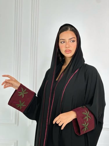 عباية كريب مطرزه | عودي