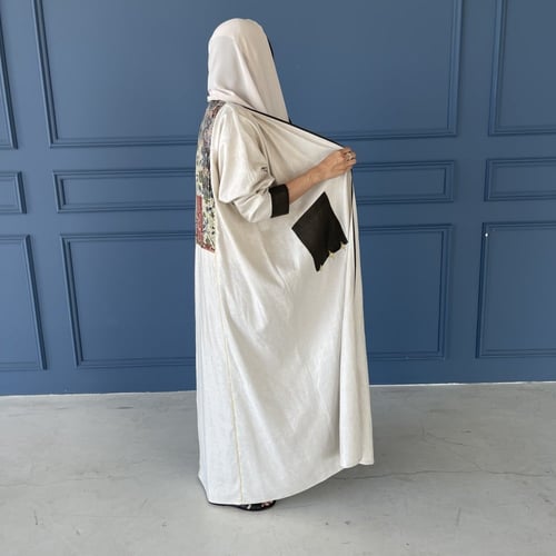 عباية لينن مع قطن مطرز | بيج