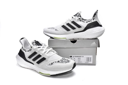 Adidas Ultra Boost 22