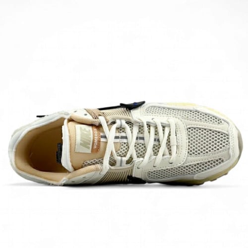 Nike Air Zoom Vomero 5