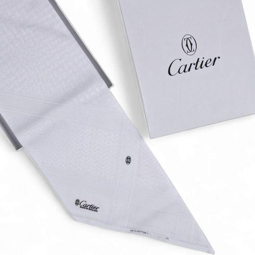 شماغ كارتير ابيض