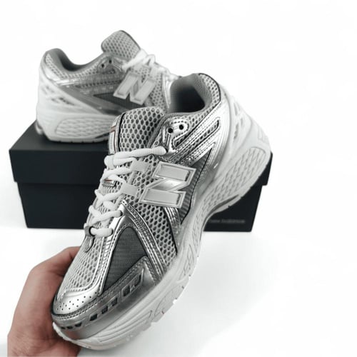 NEW BALANCE 1906L