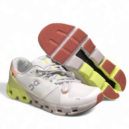 حذاء On Cloudflyer 4