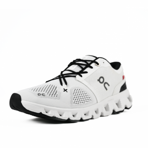 كاجوال On Running أون كلاود X 3 بلاك وايت