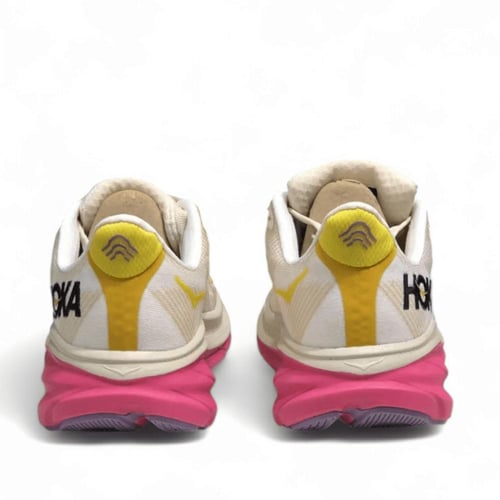 HOKA Clifton 9
