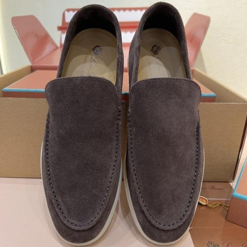 كاجوال Loro Piana