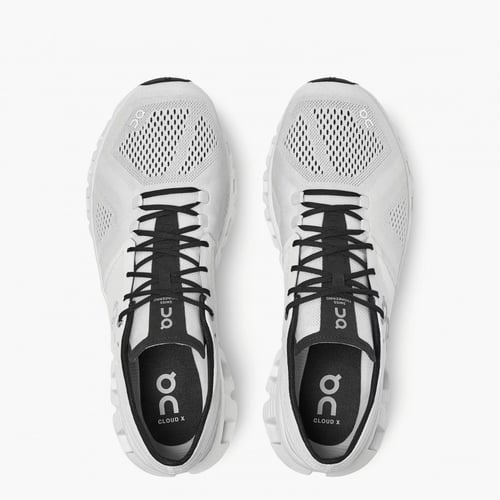 حذاء اون رانينج كلاود اكس X 3 بلاك وايت