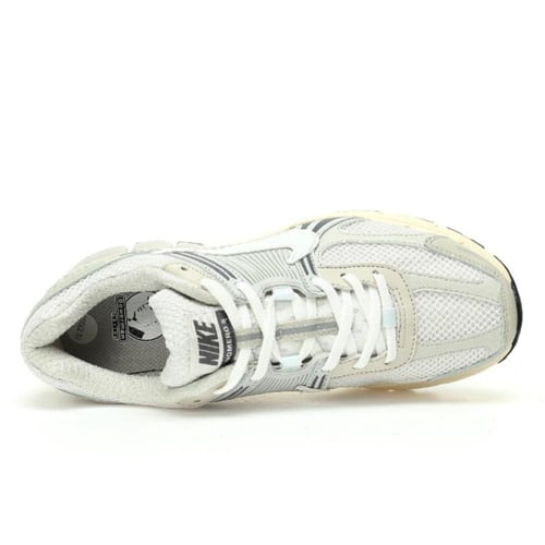 Nike Air Zoom Vomero 5