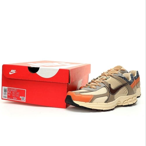 Nike Air Zoom Vomero 5