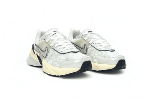 NIKE V2K RUN
