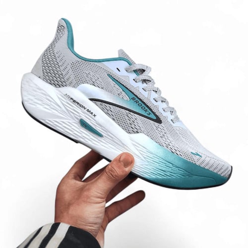 Brooks Hyperion Max 2