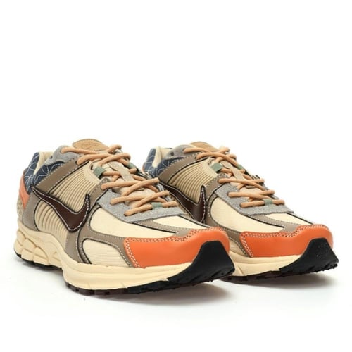 Nike Air Zoom Vomero 5