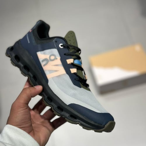 شوز اون راننج كلاود فيستا كحلي