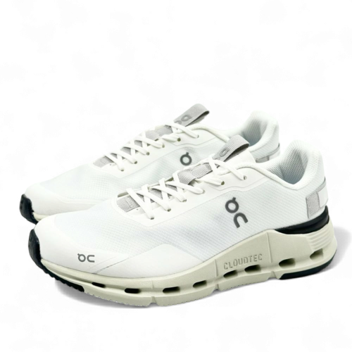 حذاء اون رانينج كلاودنوفا ابيض