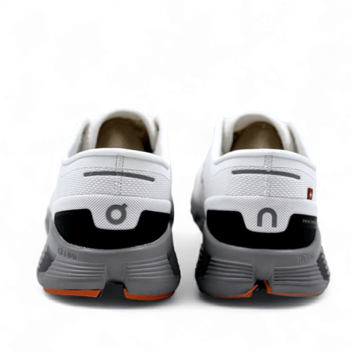 أحذية اون راننج كلاود اكس 3 On Running