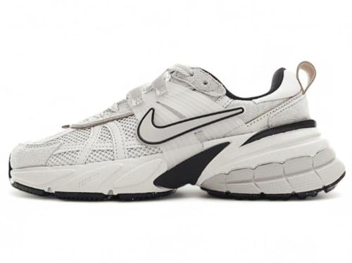 NIKE V2K RUN