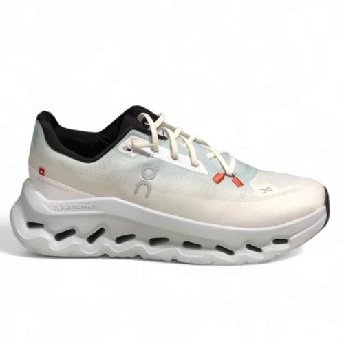 حذاء ON Cloudtilt