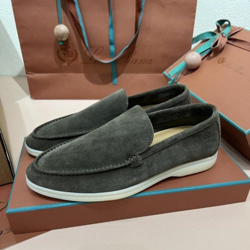 كاجوال Loro Piana