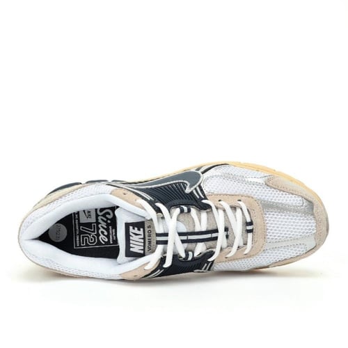 Nike Air Zoom Vomero 5