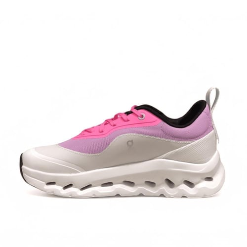 حذاء ON Cloudtilt