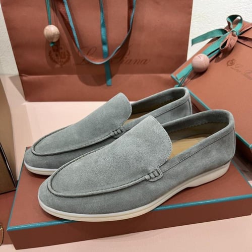كاجوال Loro Piana
